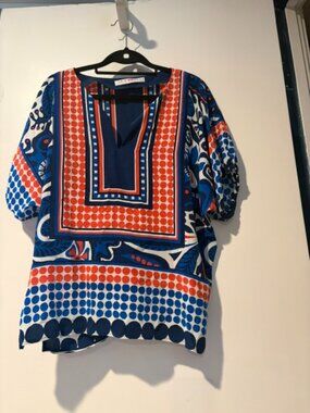 Trina Turk Printed Tunic Top Size 8 – Red Blue Geometric Resort Style